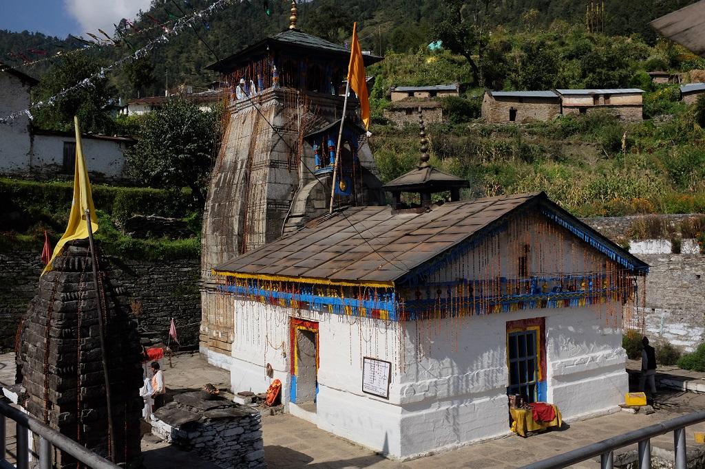 Triyuginarayan Temple
