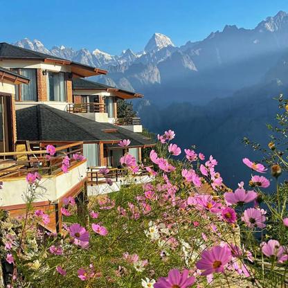 Famous Hill Station in Uttarakhand