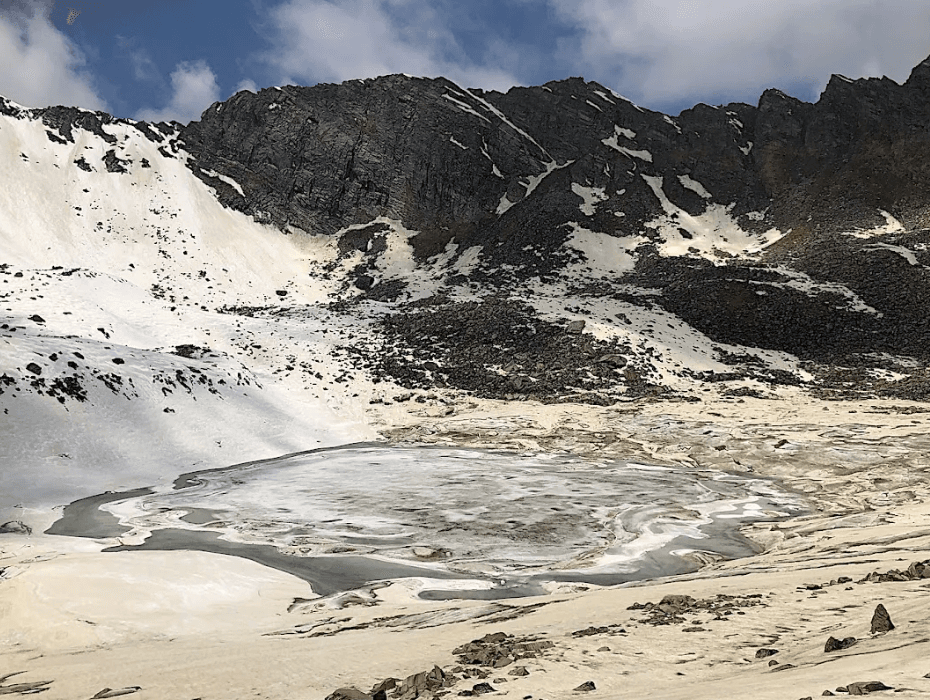 Homkund Lake