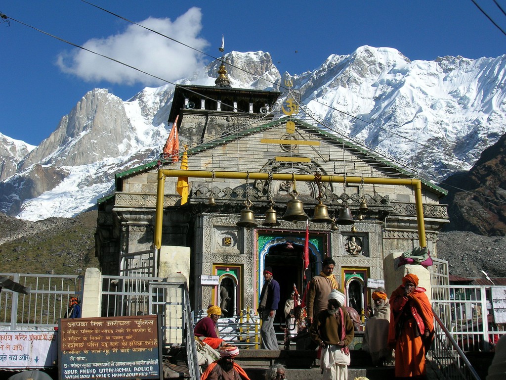 Utttarakhand Trip Trek: Do Dham Yatra by Helicopter kedarnath temple, Uttarakhand
