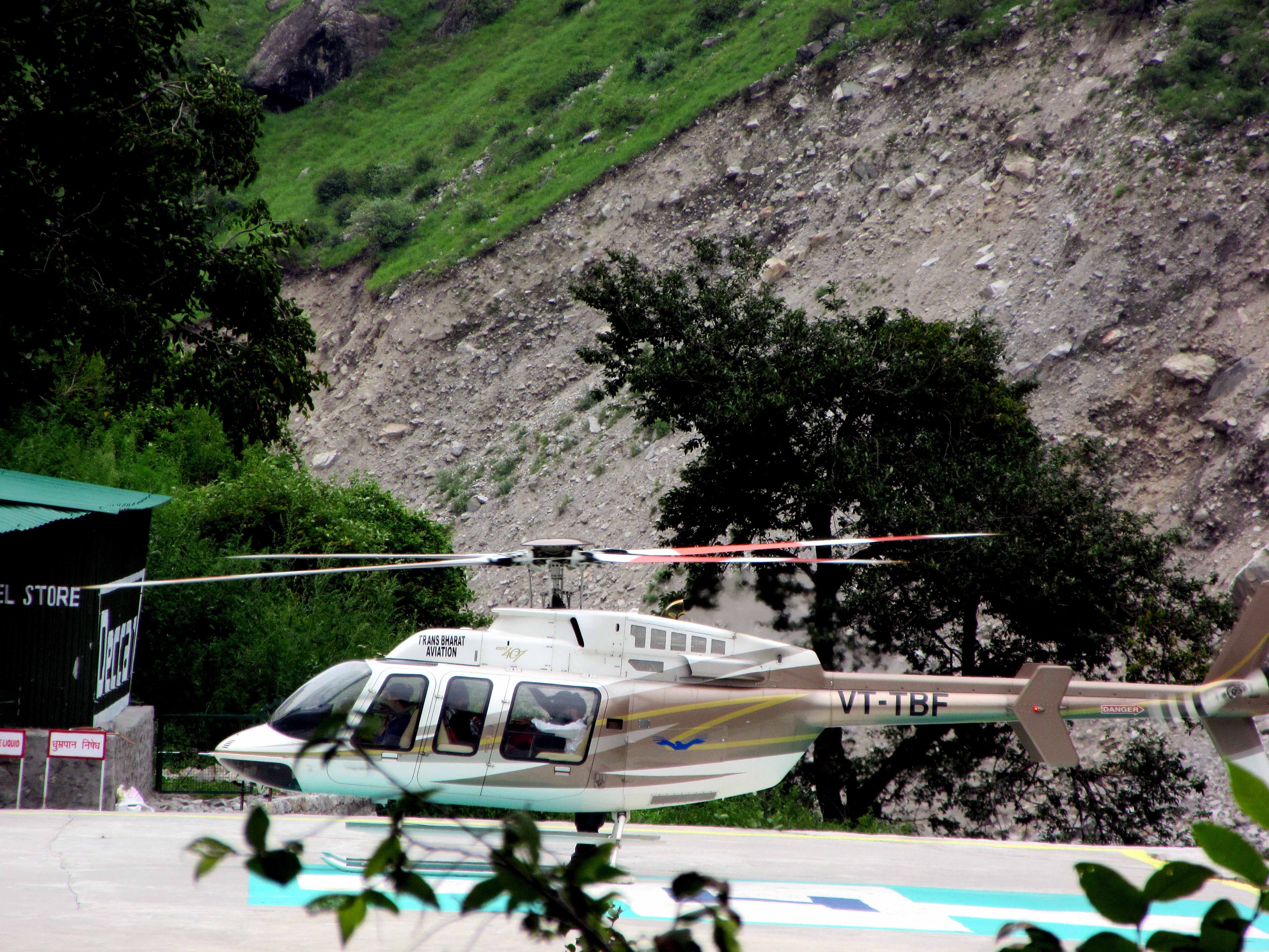 Helicopter Service To Ghaghariya during Valley of Flower and Hemkund Sahib Uttarakhand
