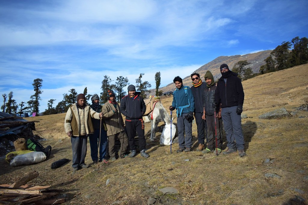 group on nag tibba trek