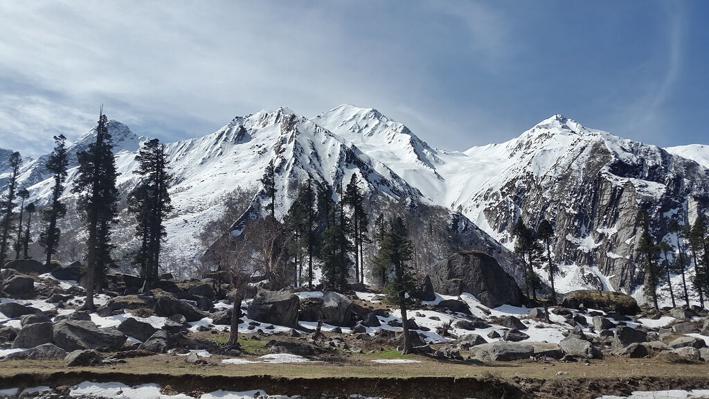 Dayara Bugyal Trek Images