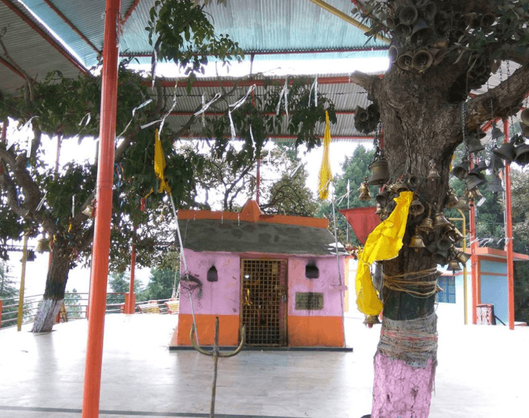 Kandoliya Temple – Uttarakhand Trip Trek